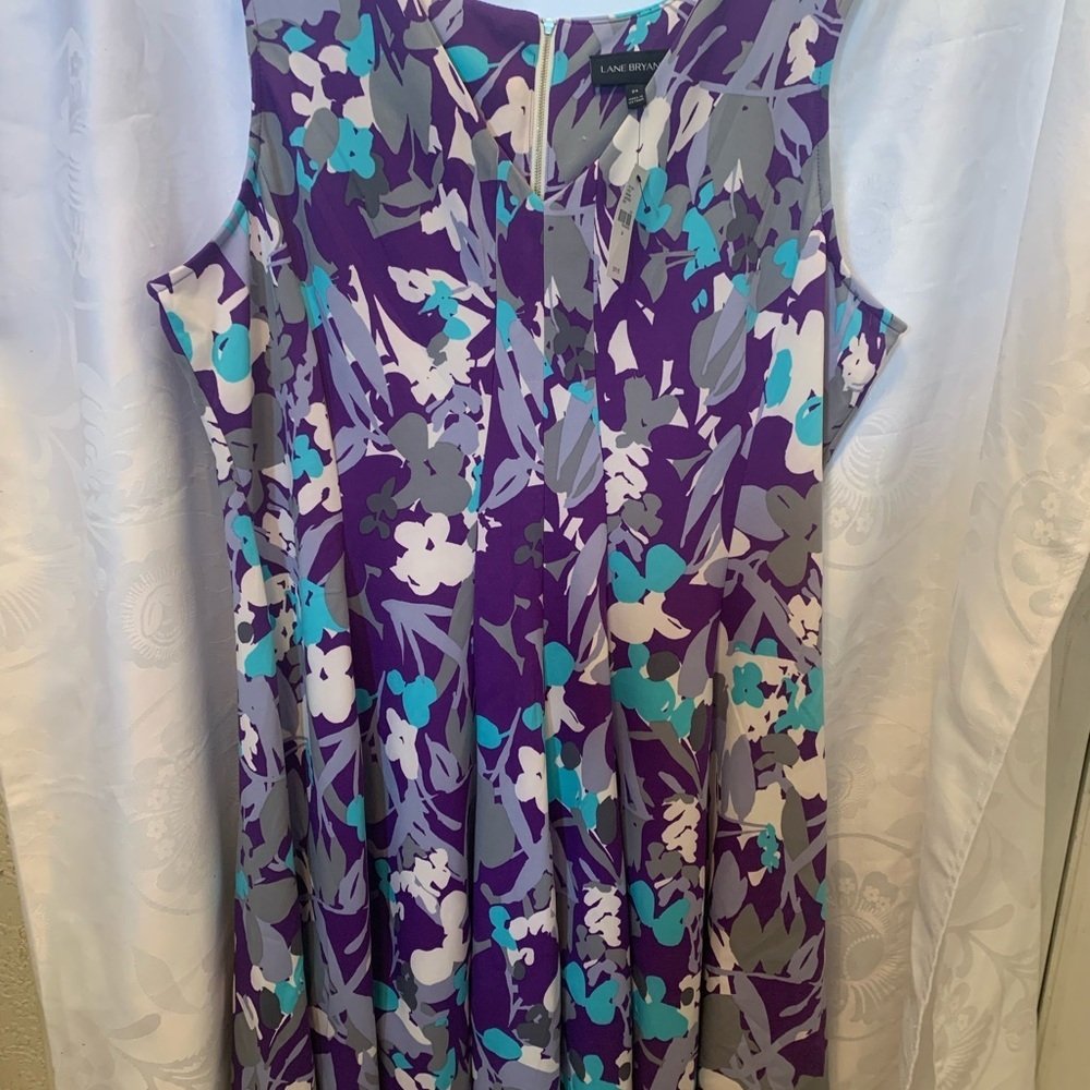 New Lane Bryant Woman’s Purple Multi-Colored Floral Dress Fit&Flare Size24 - Picture 2 of 10